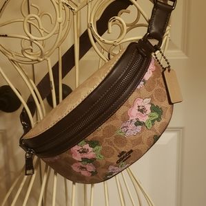 COACH FANNY PACK